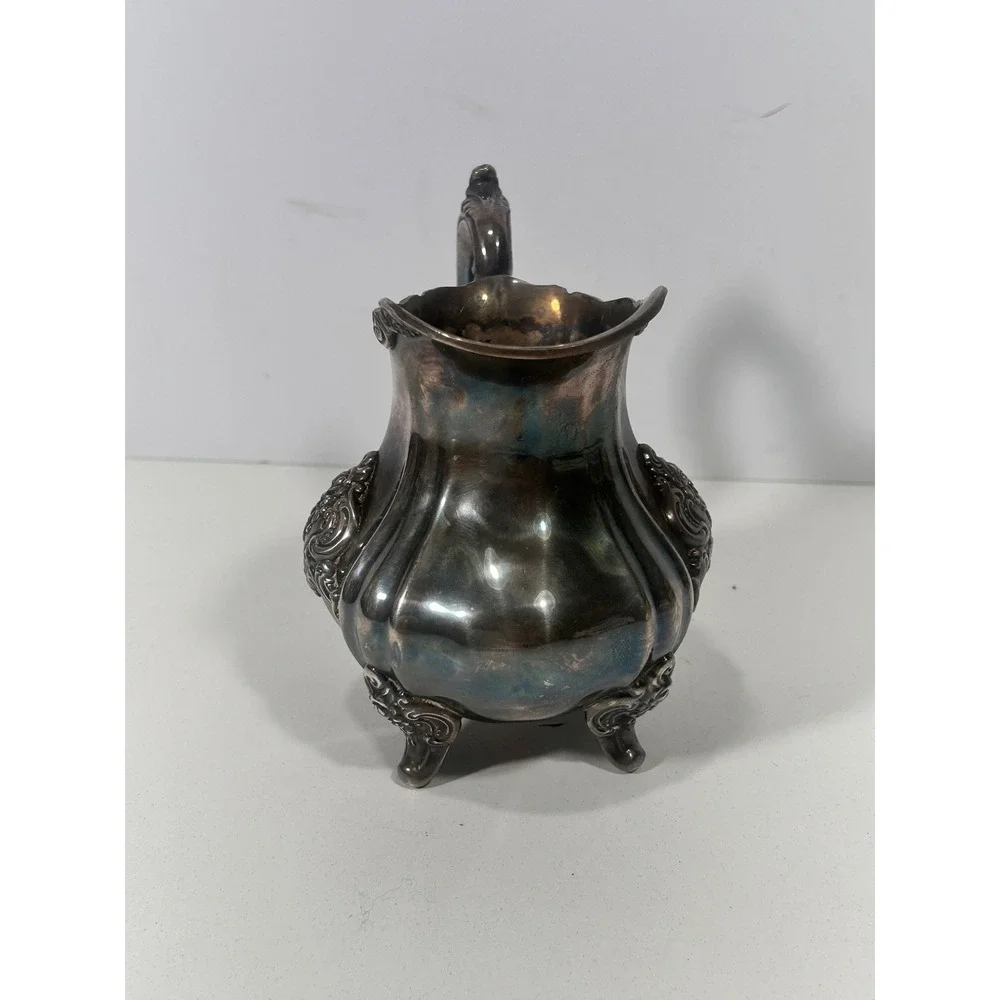 Vintage Towle 2904 Ornate Silver Plated Footed Creamer Pitcher Repousse Floral